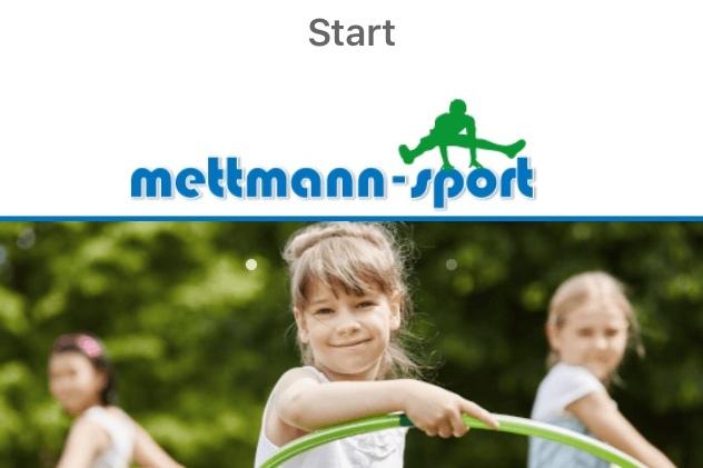 App-Oberfl&auml;che von Mettmann-Sport mit farbigen Kacheln und Kindern, die mit Hula-Hoops spielen, im Hintergrund.