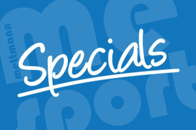 Logo der Marke "me sports" mit dem Schriftzug "Specials" auf blauem Hintergrund.