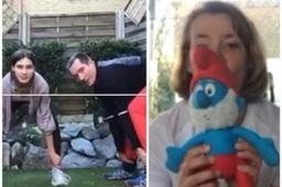 Zwei Personen im Freien bei einer Übung, während eine Frau in Innenräumen eine Stofffigur eines Schlümpfe hält.