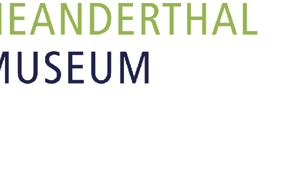 Logo des Neanderthal Museums in gr&uuml;ner und blauer Schrift auf wei&szlig;em Hintergrund.